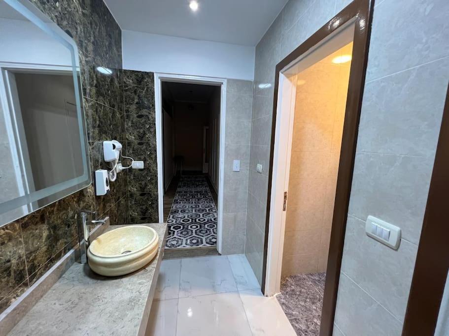Luxury Apartment Downtown 开罗 外观 照片